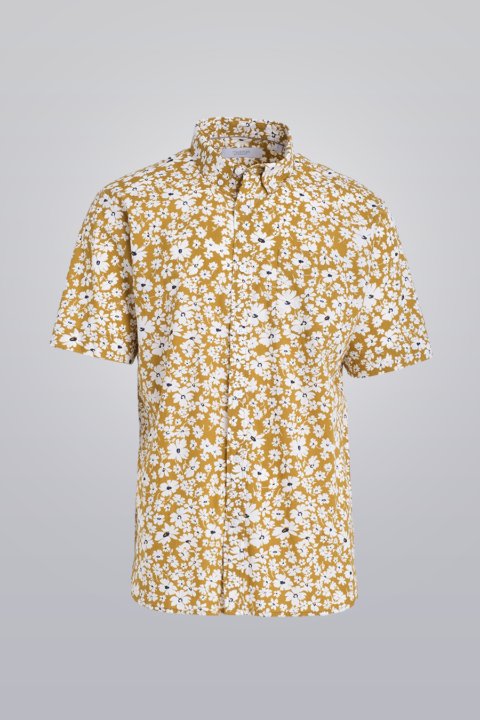 100% Cotton   Short Sleeve  Color: Yellow/White Regular Fit  
