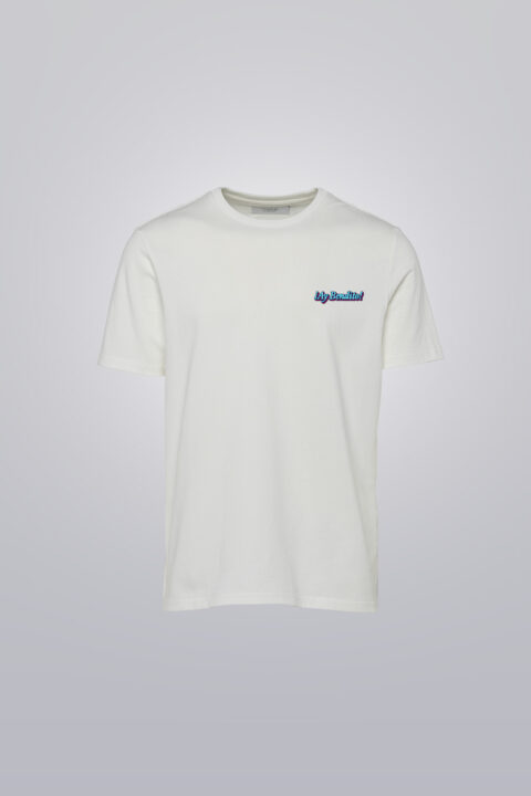Bendito T-Shirt in the color white.
